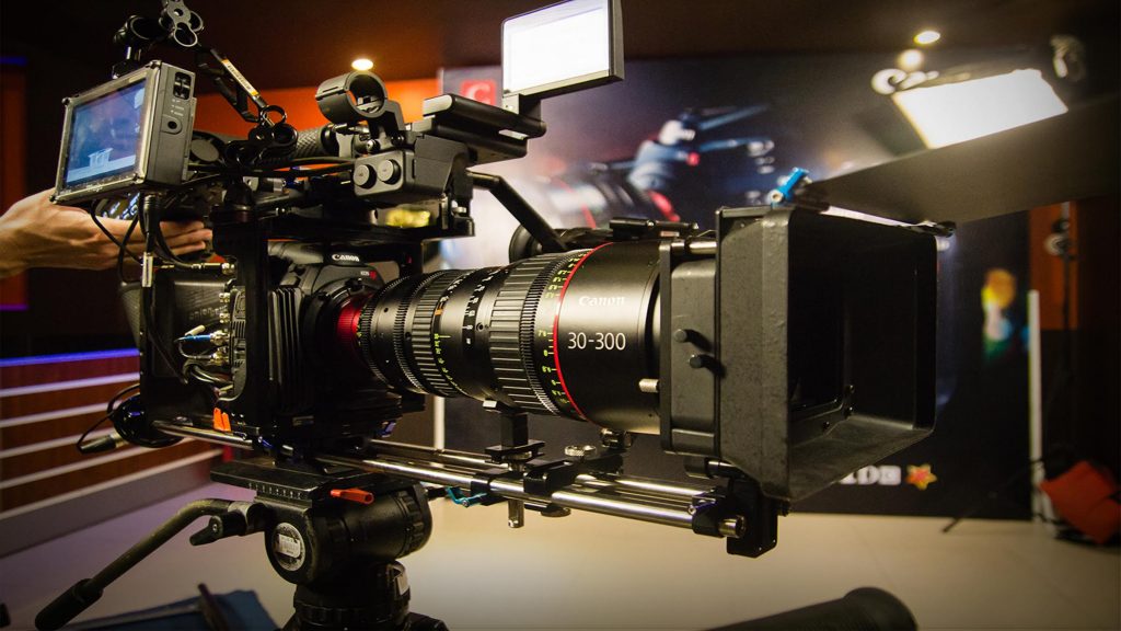 Apply Now for a Canon Filmmaker Award - Film Independent