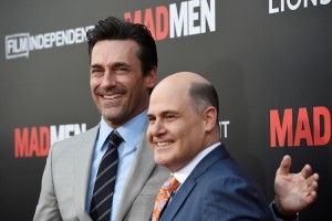  It has been our pleasure to perform for you   Weiner Thanks Fans at a Memorable Mad Men Send Off - 50