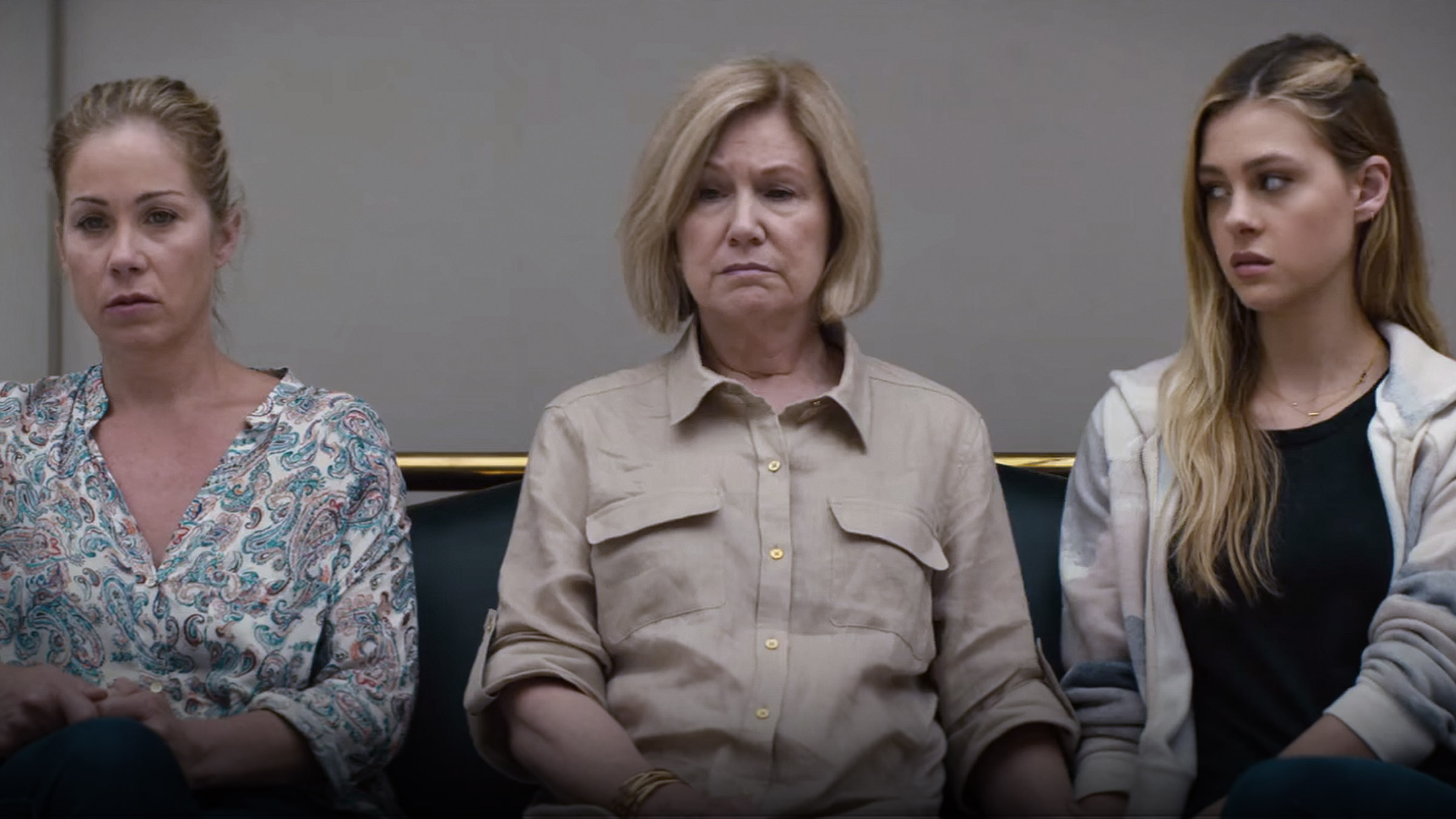 Christina Applegate Gets Serious And Finds Youth In Oregon Film christina-applegate-gets-serious-and-finds-youth-in-oregon-film